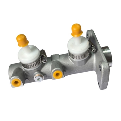 8944413310 8 94441331 0 Cylindro principale del freno NPR ELF250 NKR57 88-99