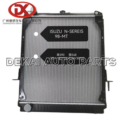 Camion automatico ISUZU NPR 4HG1 4HF1 del carro armato 8973710100 del radiatore del sistema di raffreddamento
