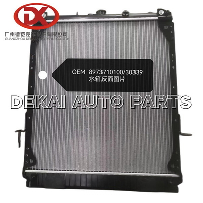 Camion automatico ISUZU NPR 4HG1 4HF1 del carro armato 8973710100 del radiatore del sistema di raffreddamento