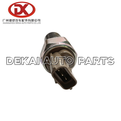 4HK1 sensore pressione carburante 8981197900 8 98119790 0 pezzi di ricambio ISUZU