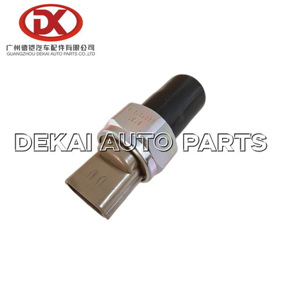 4HK1 sensore pressione carburante 8981197900 8 98119790 0 pezzi di ricambio ISUZU