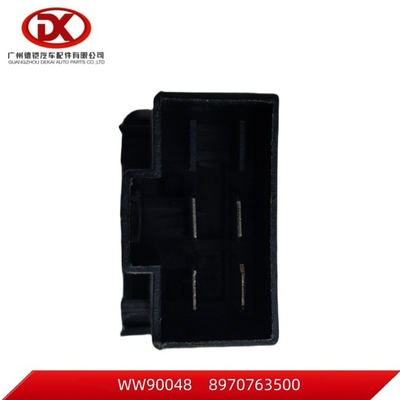 8970763504 8 97076350 4 NKR55 4JB1 Isuzu Carrozzeria Parti Interruttore Lampada Nebbia