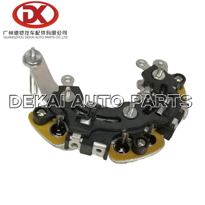 ISUZU Truck Parts Electrical Rectifier per il motore di NQR Euro1 4HF1 di NPR