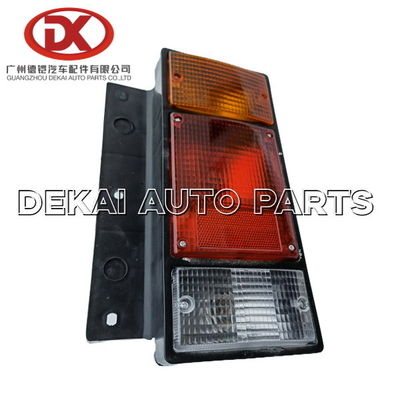 le parti di 600P 700P FRR ISUZU NPR muniscono il faro posteriore di coda 8942574190 della luce